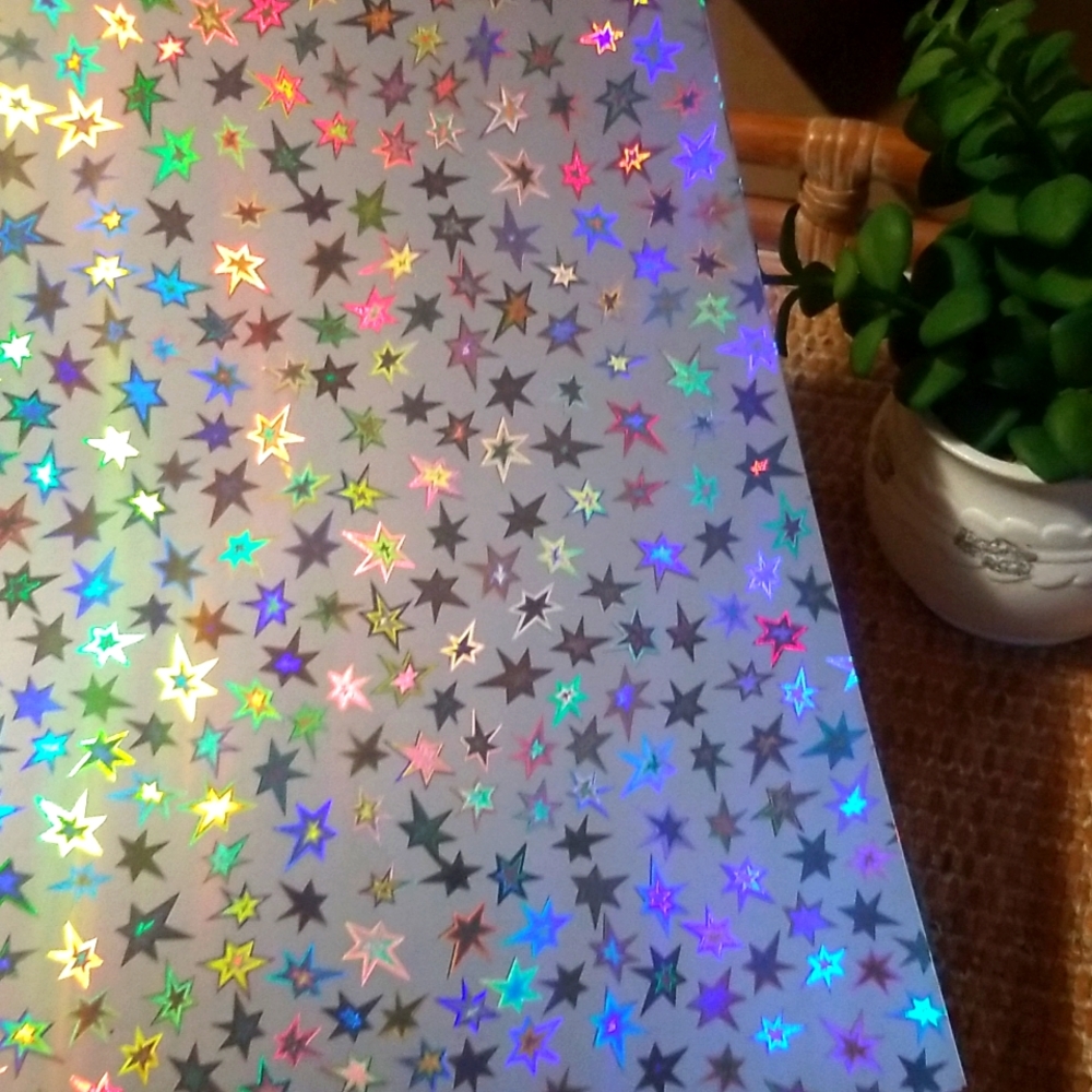 Stars Foil Pack; Assortment with 9 sheets cardstock of 4 different designs.